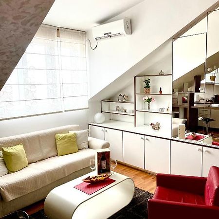Triangle City Apartment 1 Beograd Bagian luar foto